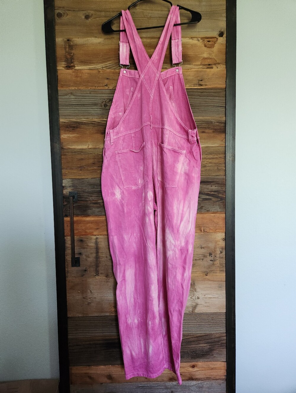 Free People Pink Tie-Dye Women's Ziggy Denim Overalls Size XL - Picture 4 of 4